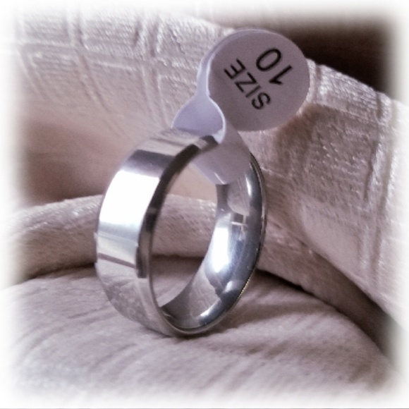 Mens Silver Band Ring Weddibg Anniversary Engagement NWT - Picture 2 of 6